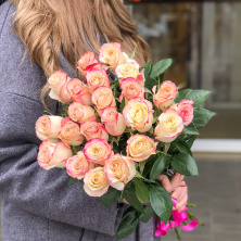 Купить роза свитнес (эквадор) 60см
