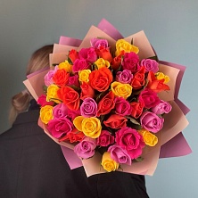 Букет из 45 роз разноцветный